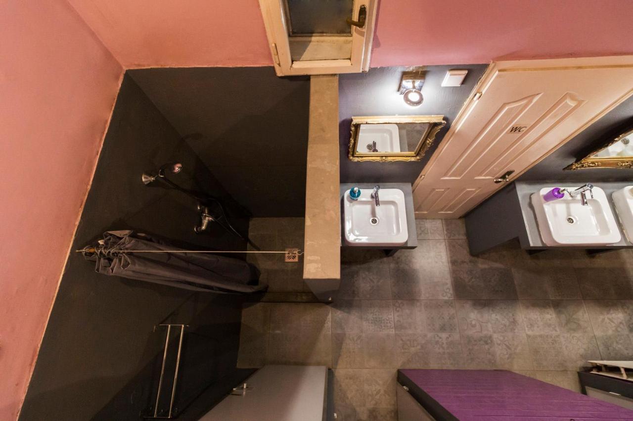 Baroque Hostel & Coworking Budapest Exterior photo